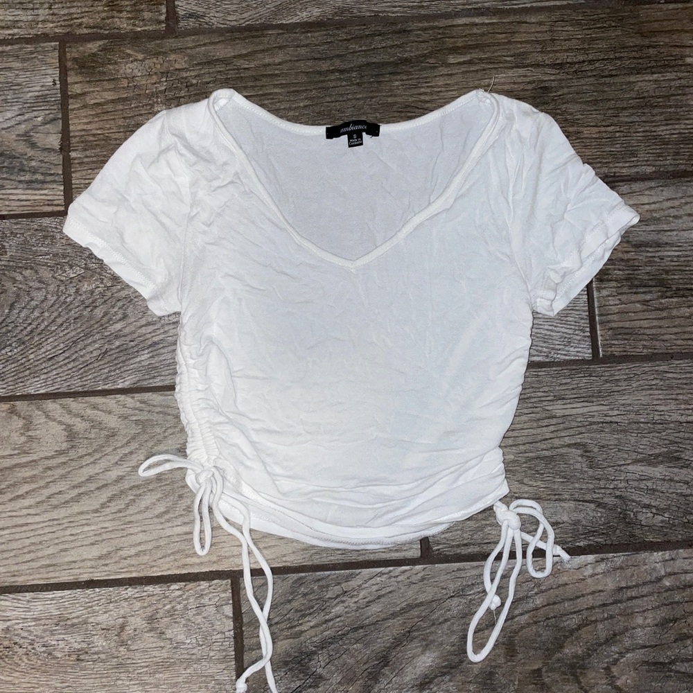 Crop top white shirt